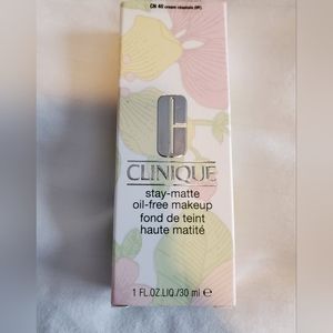 Clinique Stay-matte Oil Free Foundation - Cream Chamois
